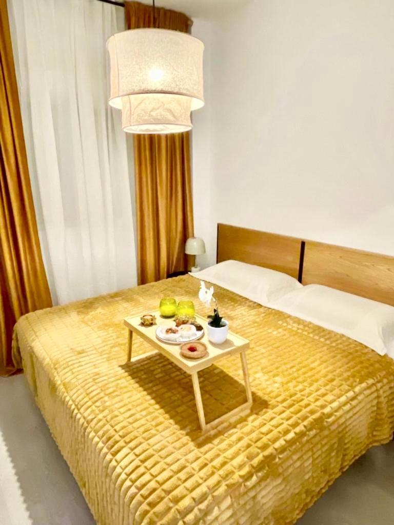 Apartament Historical Centre! Private Terrace & Gym-near Public Parking